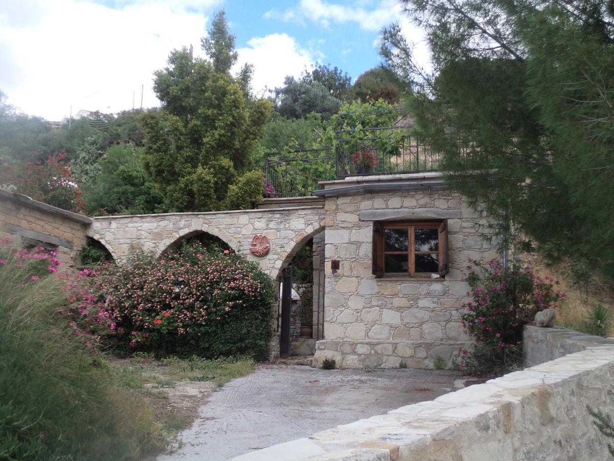 Lantana Stone House Villa Lemona Luaran gambar