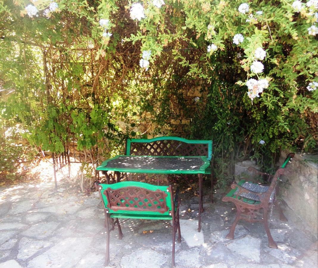 Lantana Stone House Villa Lemona Luaran gambar