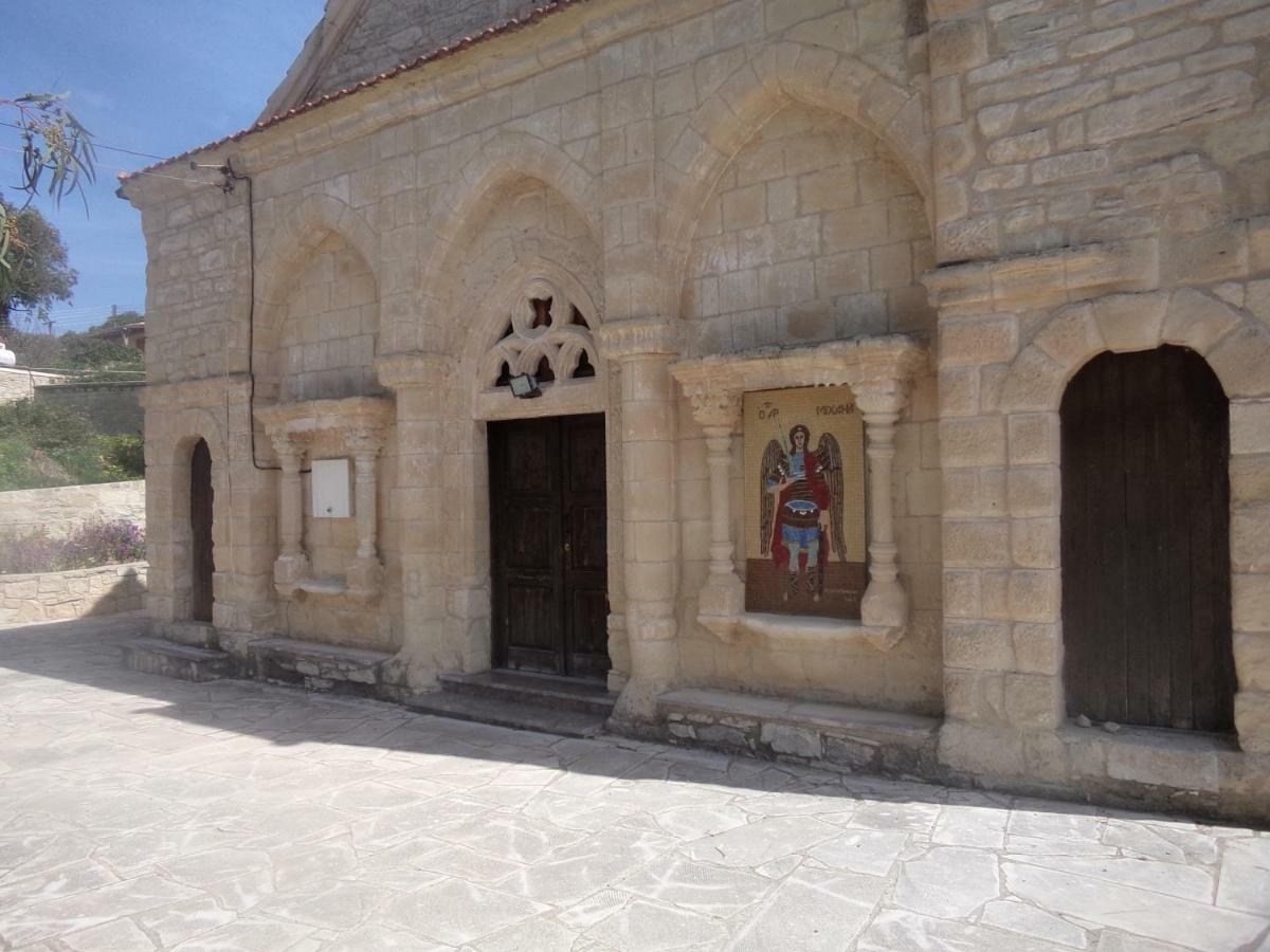 Lantana Stone House Villa Lemona Luaran gambar