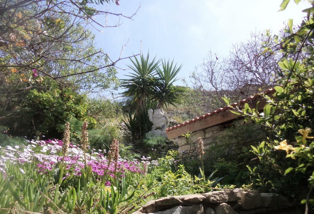 Lantana Stone House Villa Lemona Luaran gambar